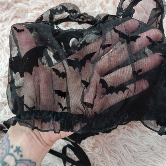 Frilly sexy bat print accent 6 piece gothic lingerie set! Lacy mesh boutique bat - Picture 7 of 16
